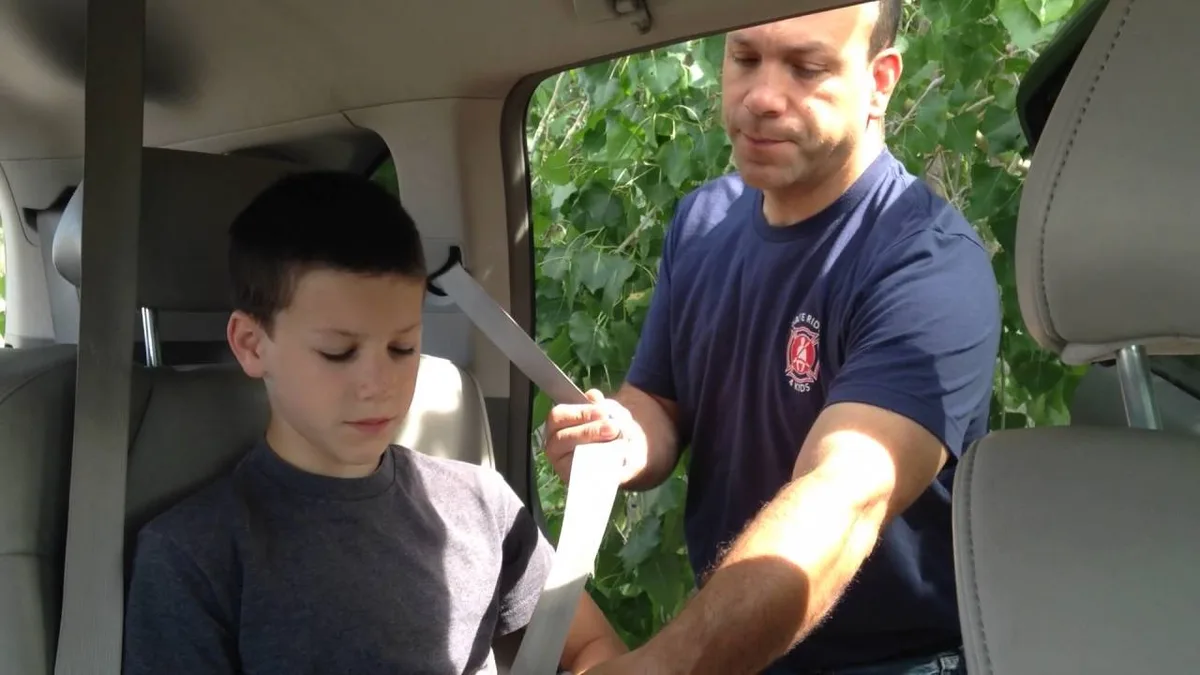 seat belt fit test