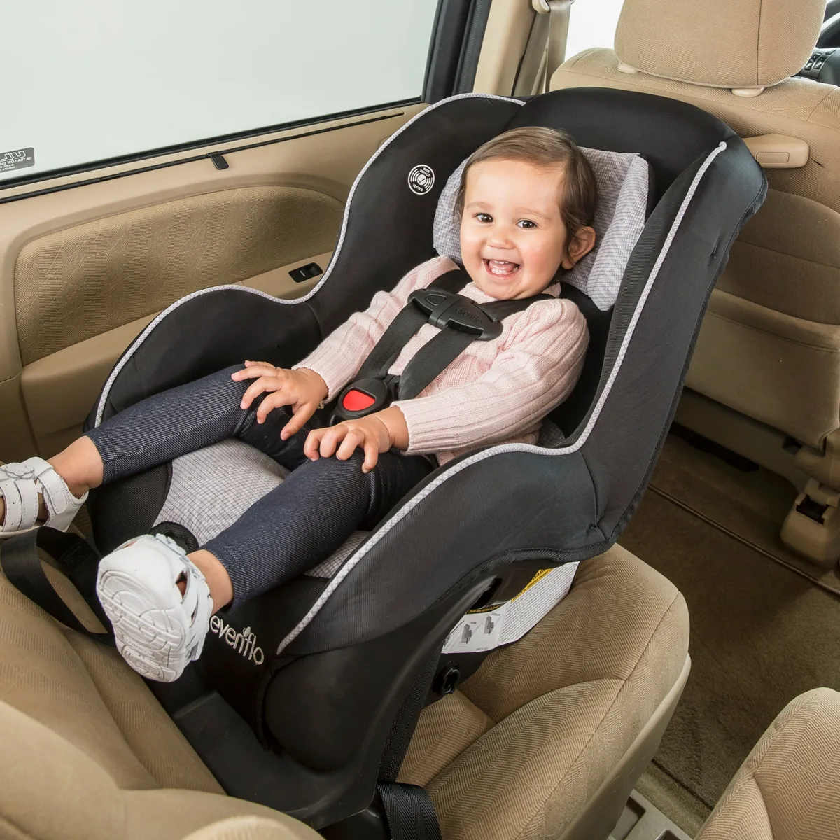 when do you turn infant car seat forward